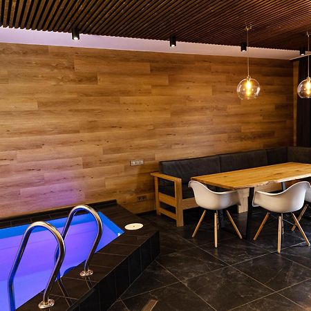 פליאניטסיה Svoi Hotel מראה חיצוני תמונה