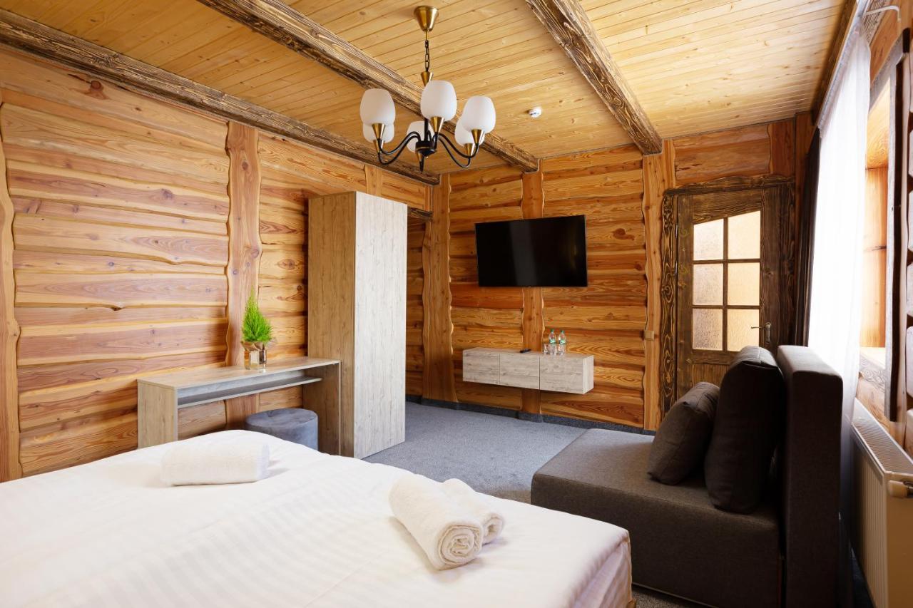 פליאניטסיה Svoi Hotel מראה חיצוני תמונה