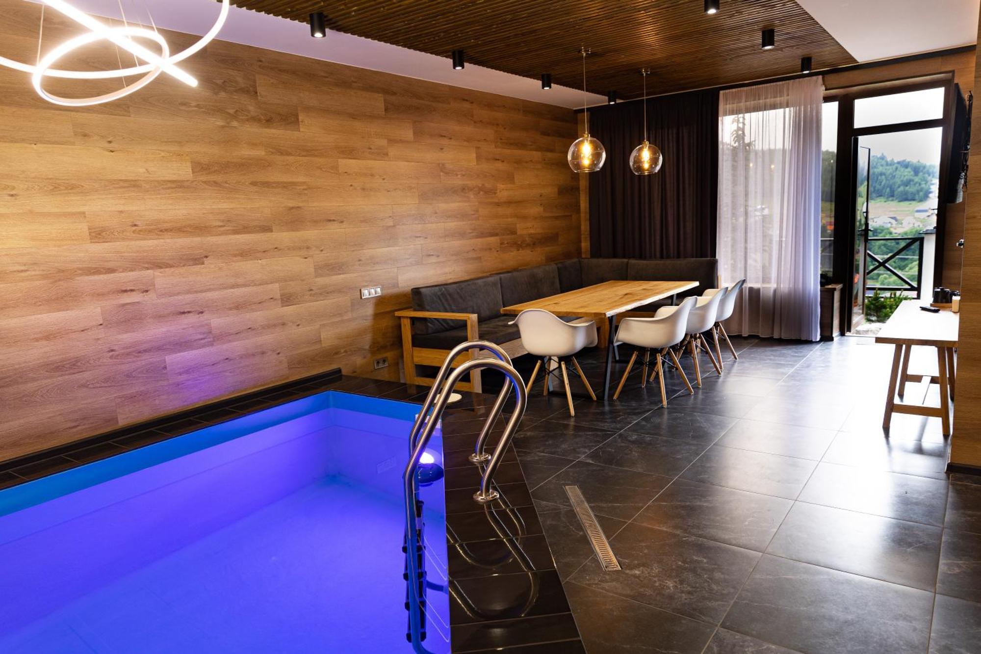 פליאניטסיה Svoi Hotel מראה חיצוני תמונה