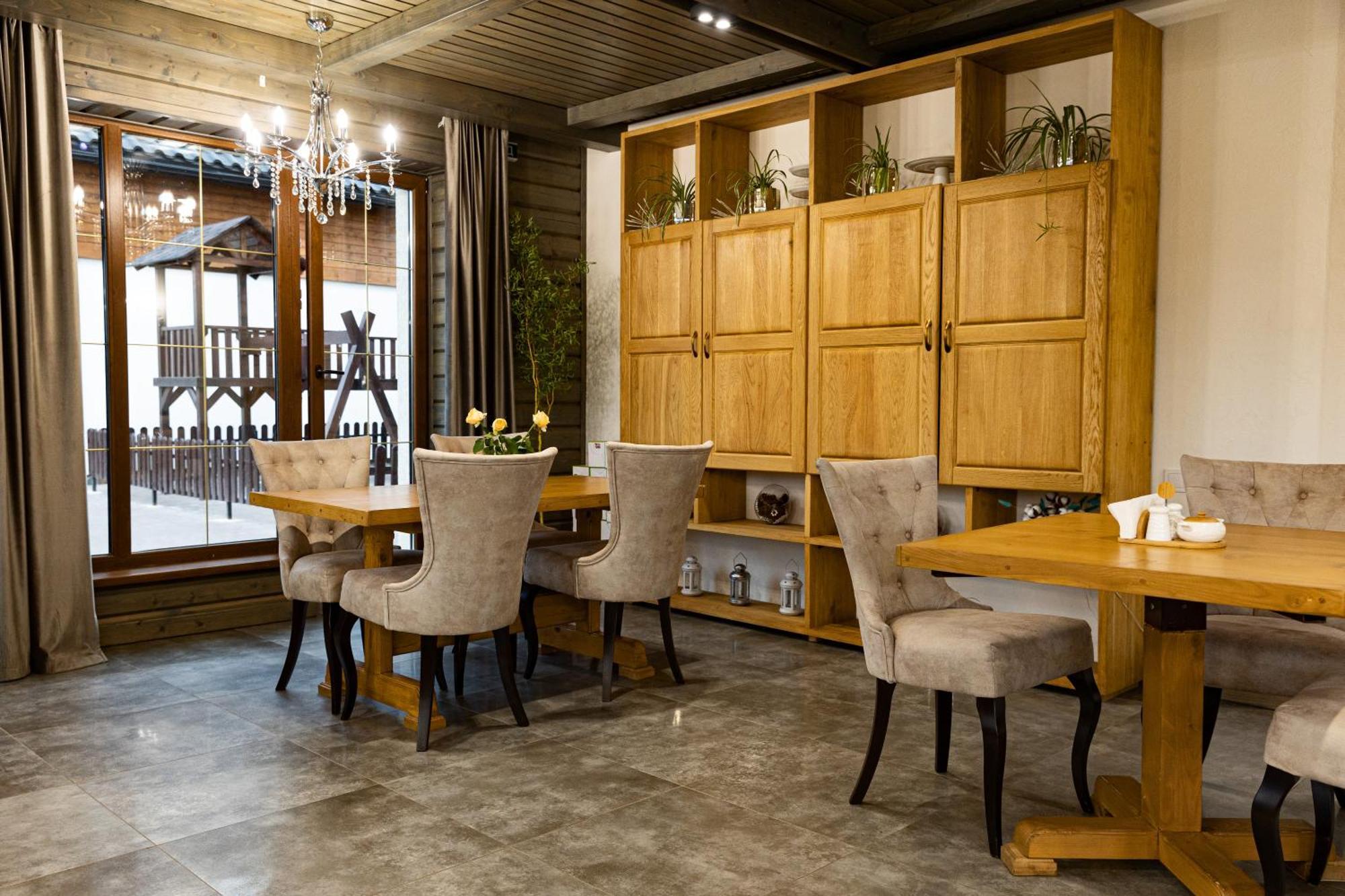 פליאניטסיה Svoi Hotel מראה חיצוני תמונה